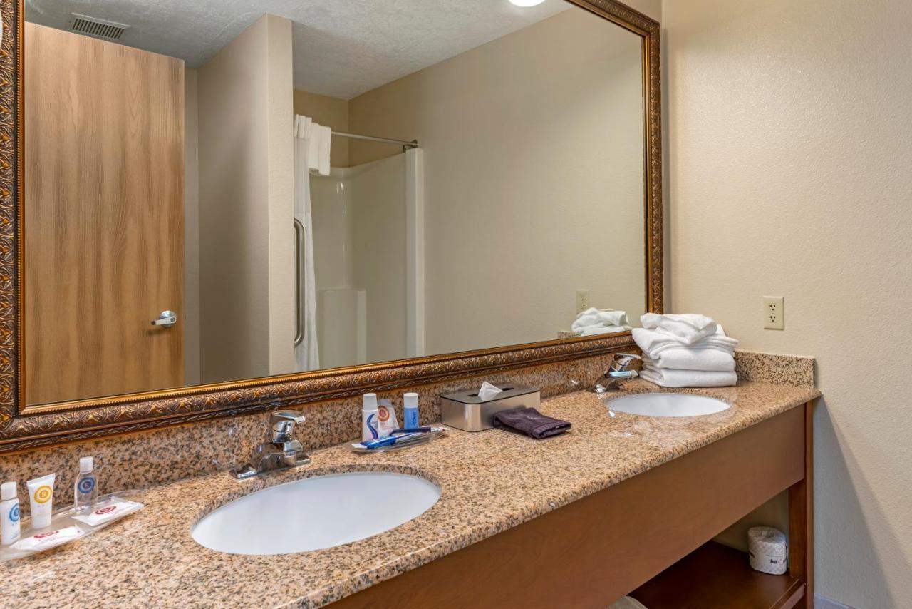Comfort Suites Salem Ngoại thất bức ảnh