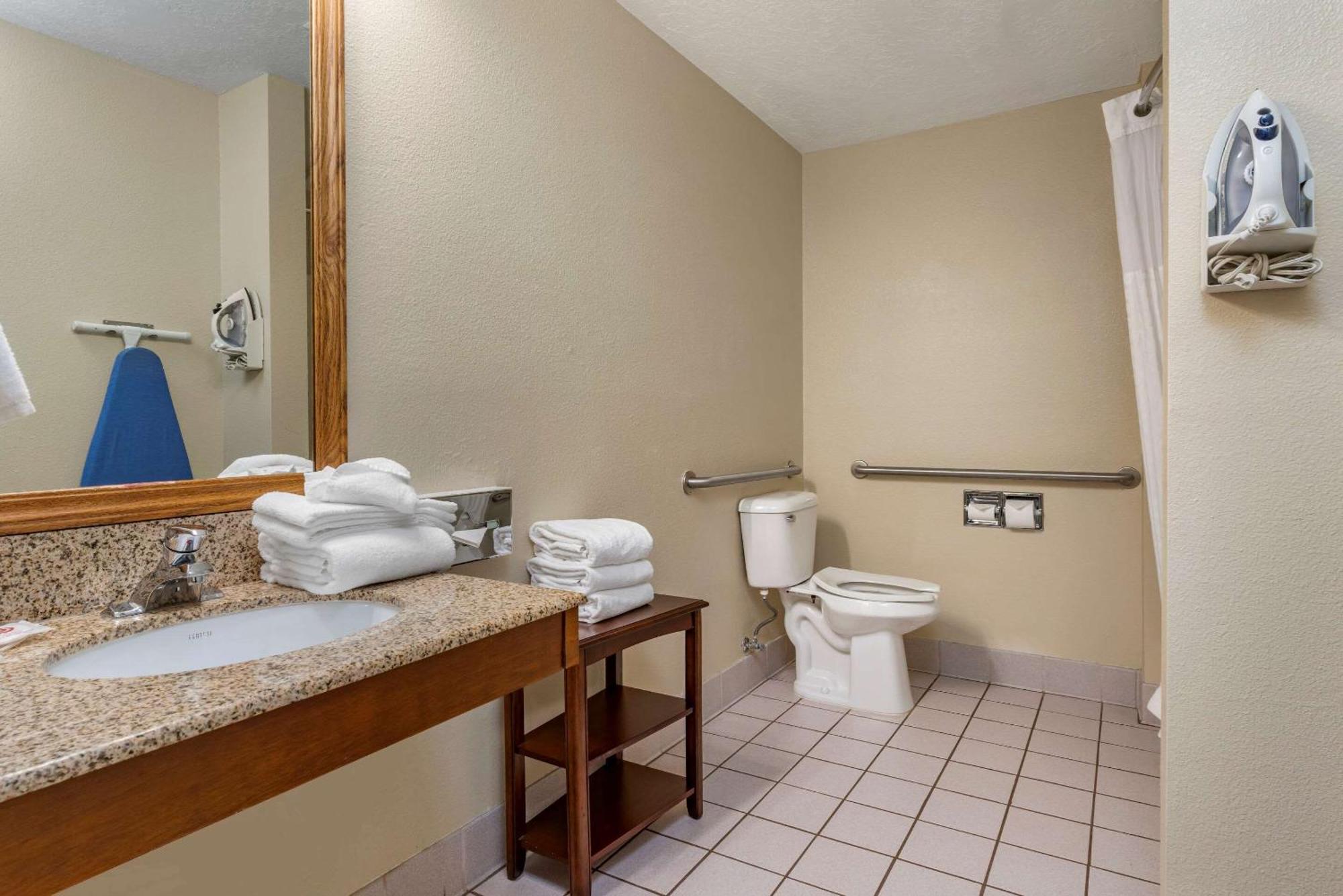 Comfort Suites Salem Ngoại thất bức ảnh